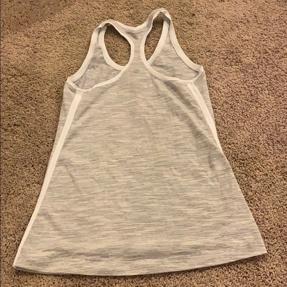 Lululemon tank - Picture 2 of 3